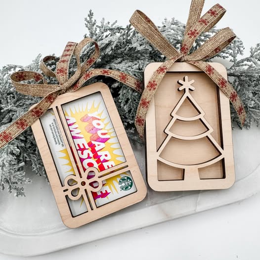 Wholesale Set of 2 Wooden Gift Card Holders | Holiday Ornament Gift Tags | Multiple Festive Designs - Embellish My Heart
